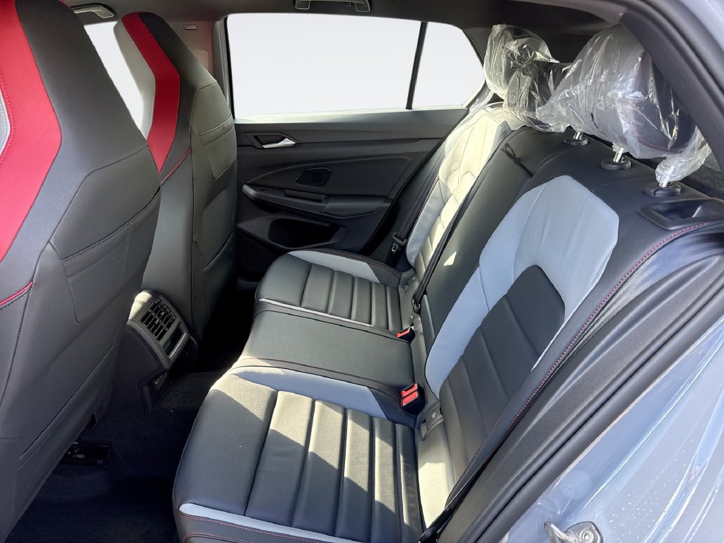 New 2026 Volkswagen GTI SE FWD image 23