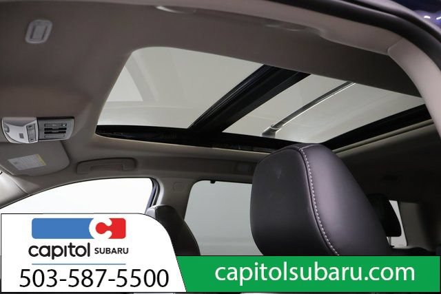 Used 2025 Nissan Pathfinder SL w/ SL Premium Package AWD/4WD image 15