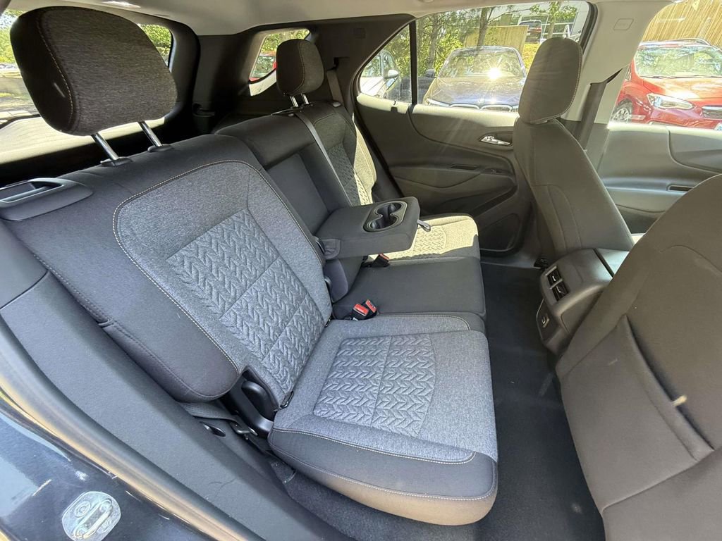 Used 2023 Chevrolet Equinox LT FWD image 10