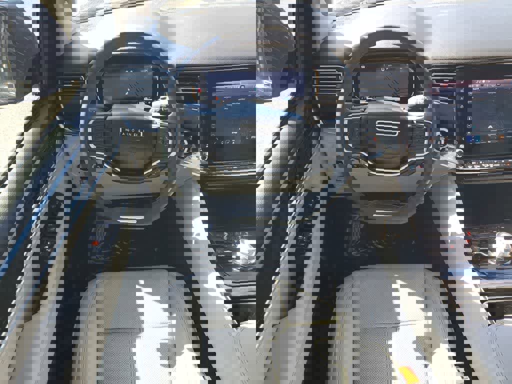 Used 2022 Jeep Wagoneer Series I image 15