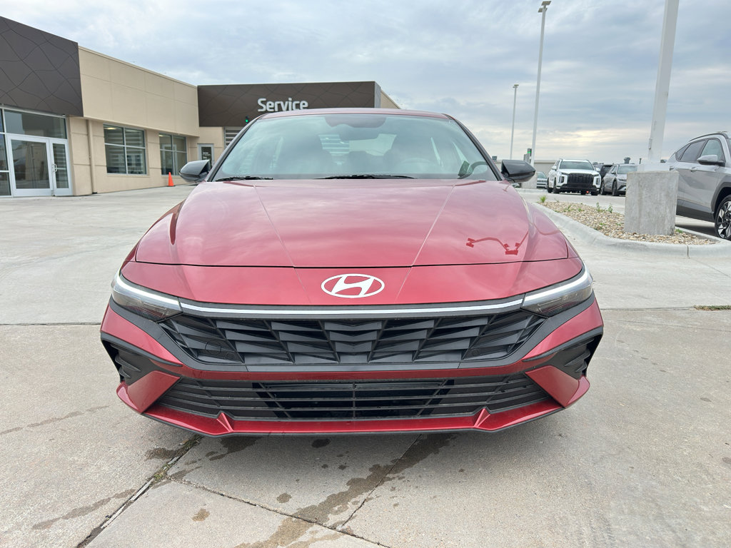 New 2025 Hyundai Elantra Sport image 8