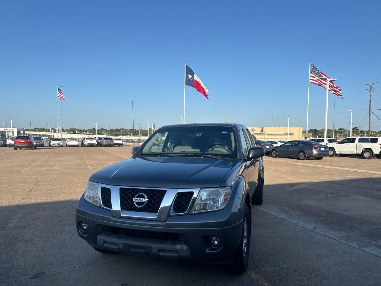 Used 2019 Nissan Frontier SV w/ Value Truck Package RWD image 6