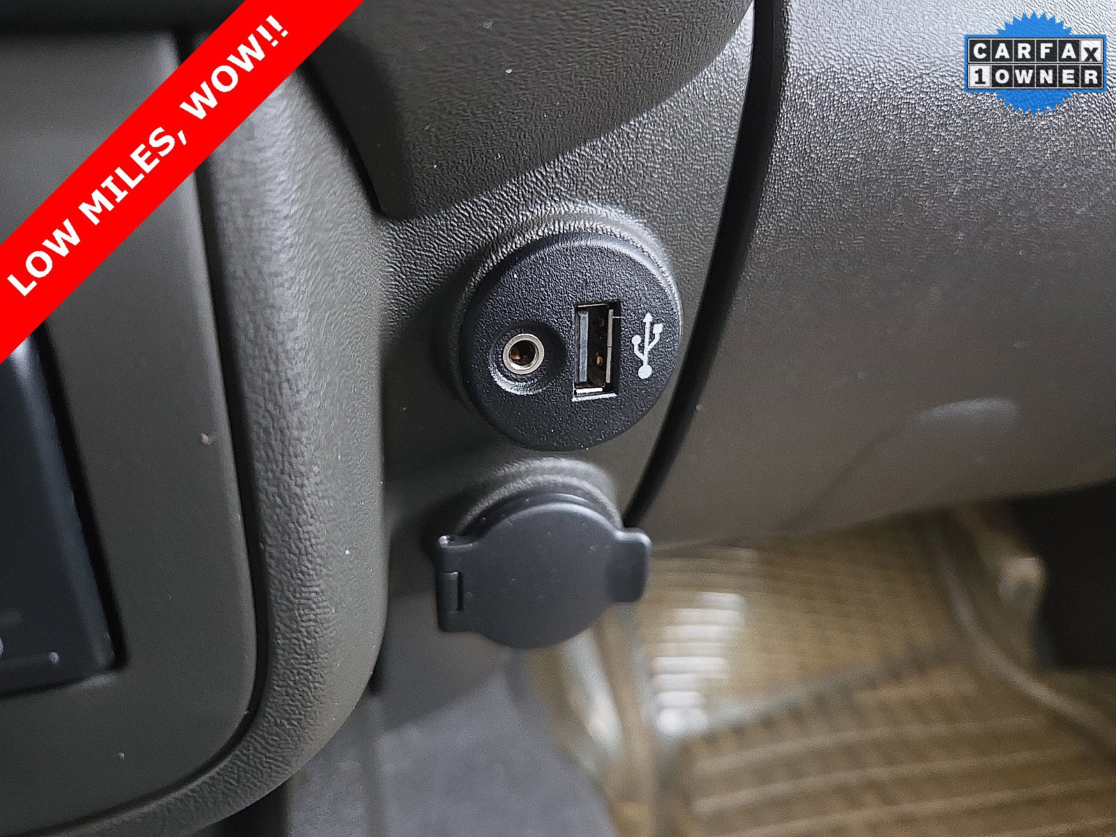 Used 2021 Nissan Frontier PRO-4X w/ Pro-4x Utility Package image 25