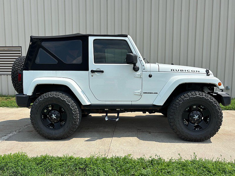 Used 2012 Jeep Wrangler Rubicon AWD/4WD image 4
