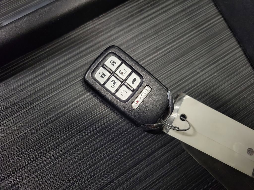 Used 2023 Honda Odyssey Elite image 15