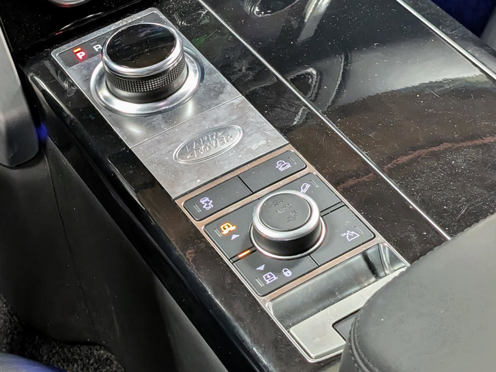 Used 2019 Land Rover Range Rover Autobiography image 31