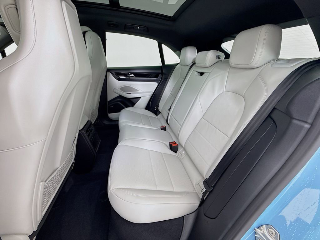 New 2026 Porsche Macan Electric image 24