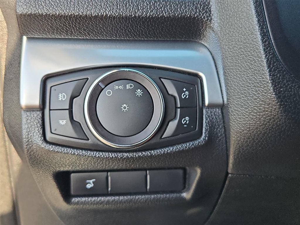 Used 2017 Ford Explorer Limited AWD/4WD image 10