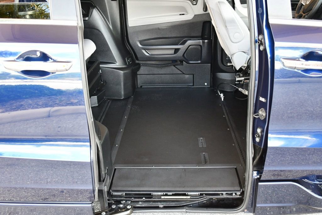 Used 2019 Honda Odyssey EX image 25