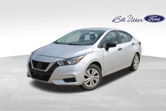 Used 2021 Nissan Versa S image 1