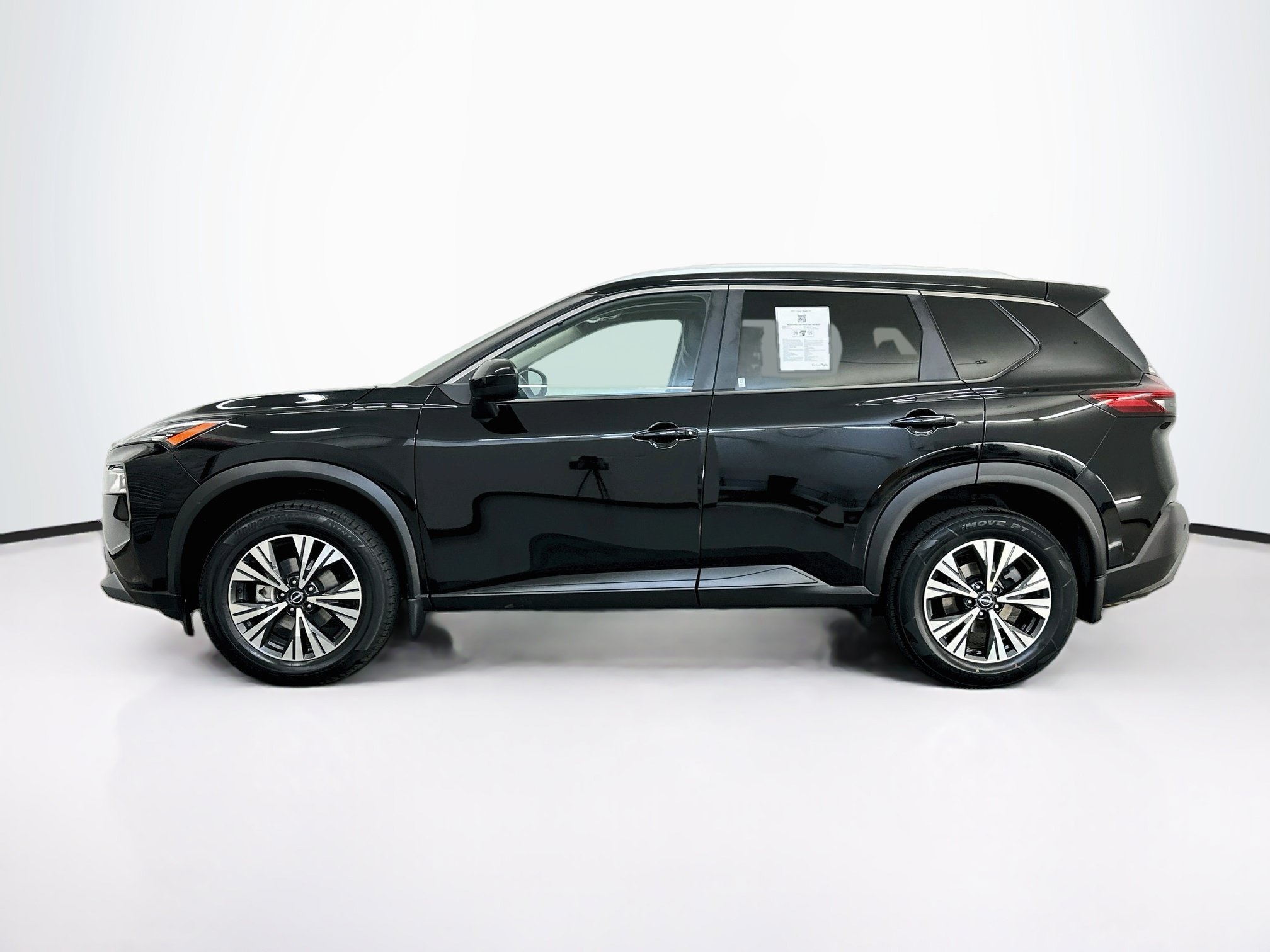 Used 2023 Nissan Rogue SV w/ SV Premium B Package AWD/4WD image 4