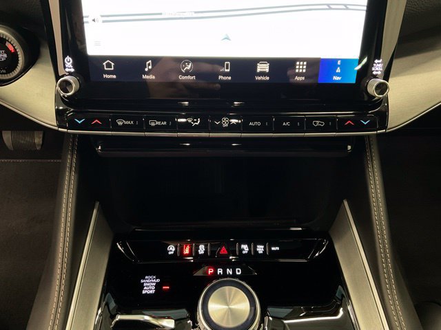 New 2026 Jeep Grand Wagoneer L Limited w/ HD Trailer Tow Package AWD/4WD image 20