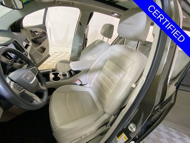 Certified 2023 GMC Terrain Denali w/ Denali Premium Package AWD/4WD image 10