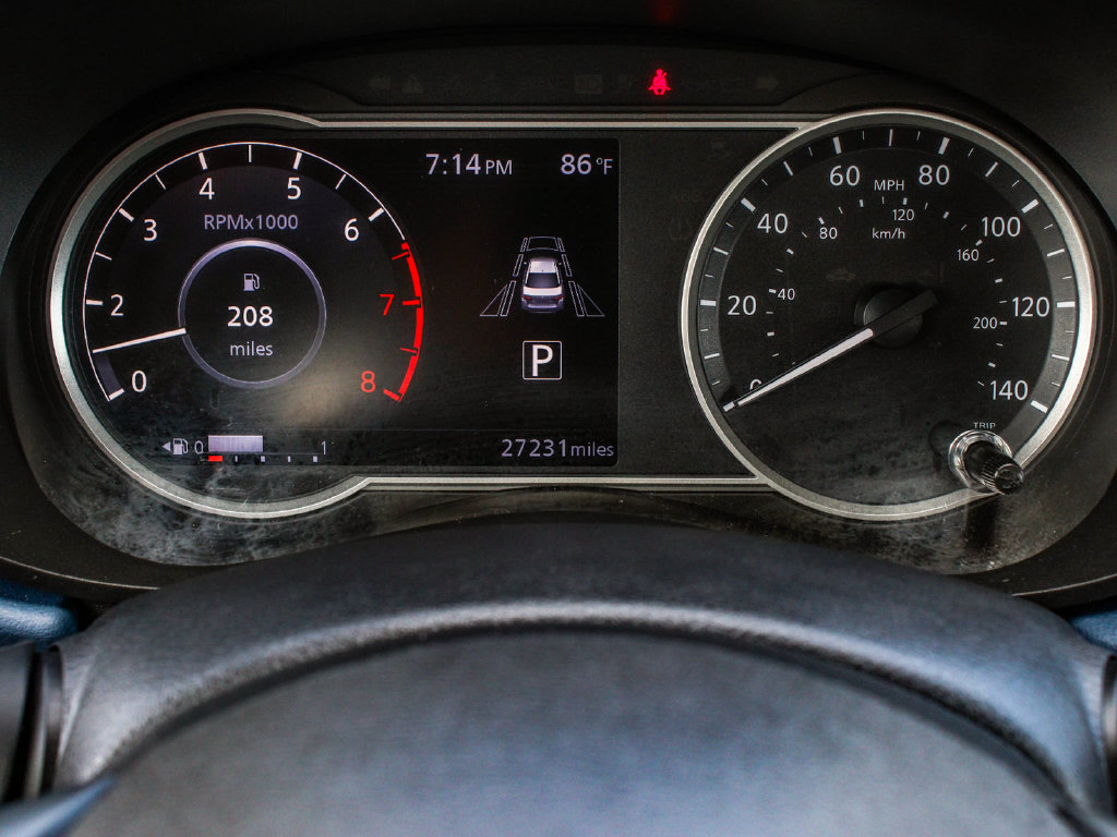 Used 2025 Nissan Versa SV FWD image 16