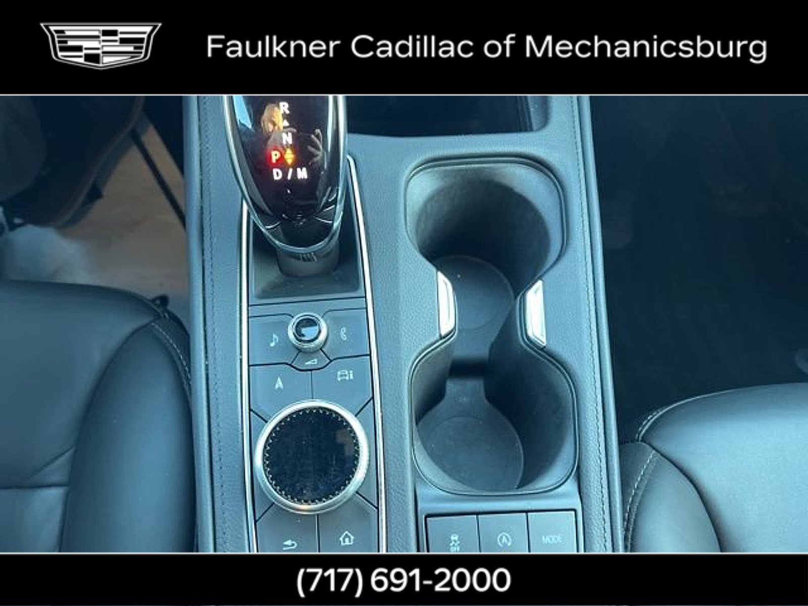 Used 2025 Cadillac XT4 Premium Luxury image 19