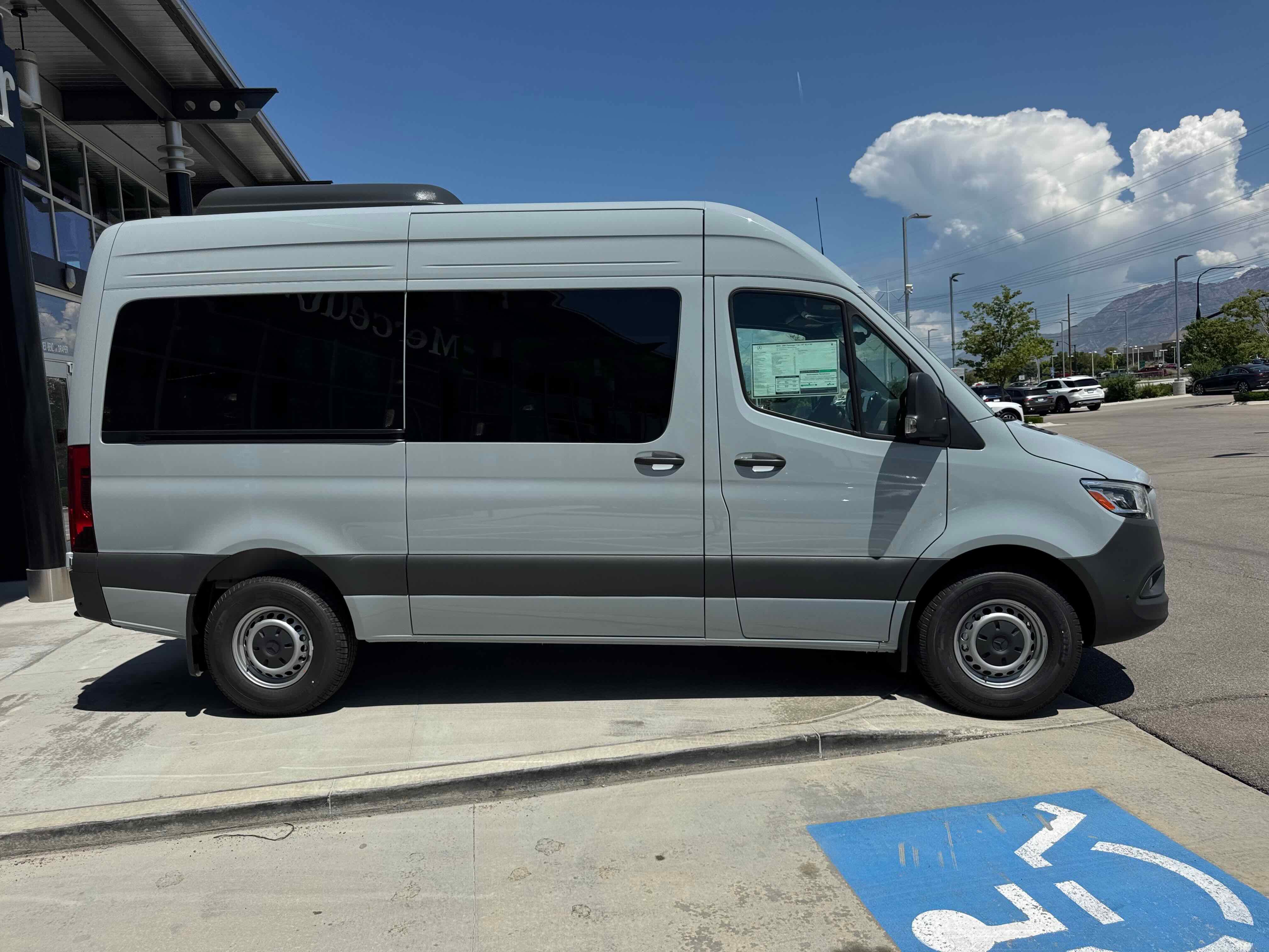 New 2025 Mercedes-Benz Sprinter 2500 image 9