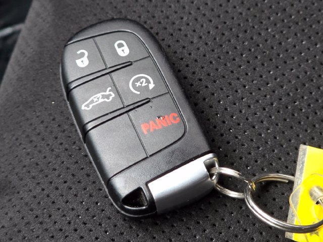 Used 2022 Dodge Charger R/T w/ Plus Group RWD image 42