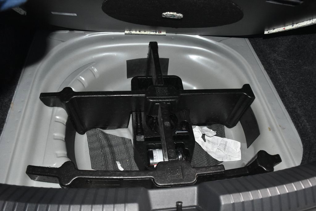 Used 2023 Volkswagen Jetta S image 30