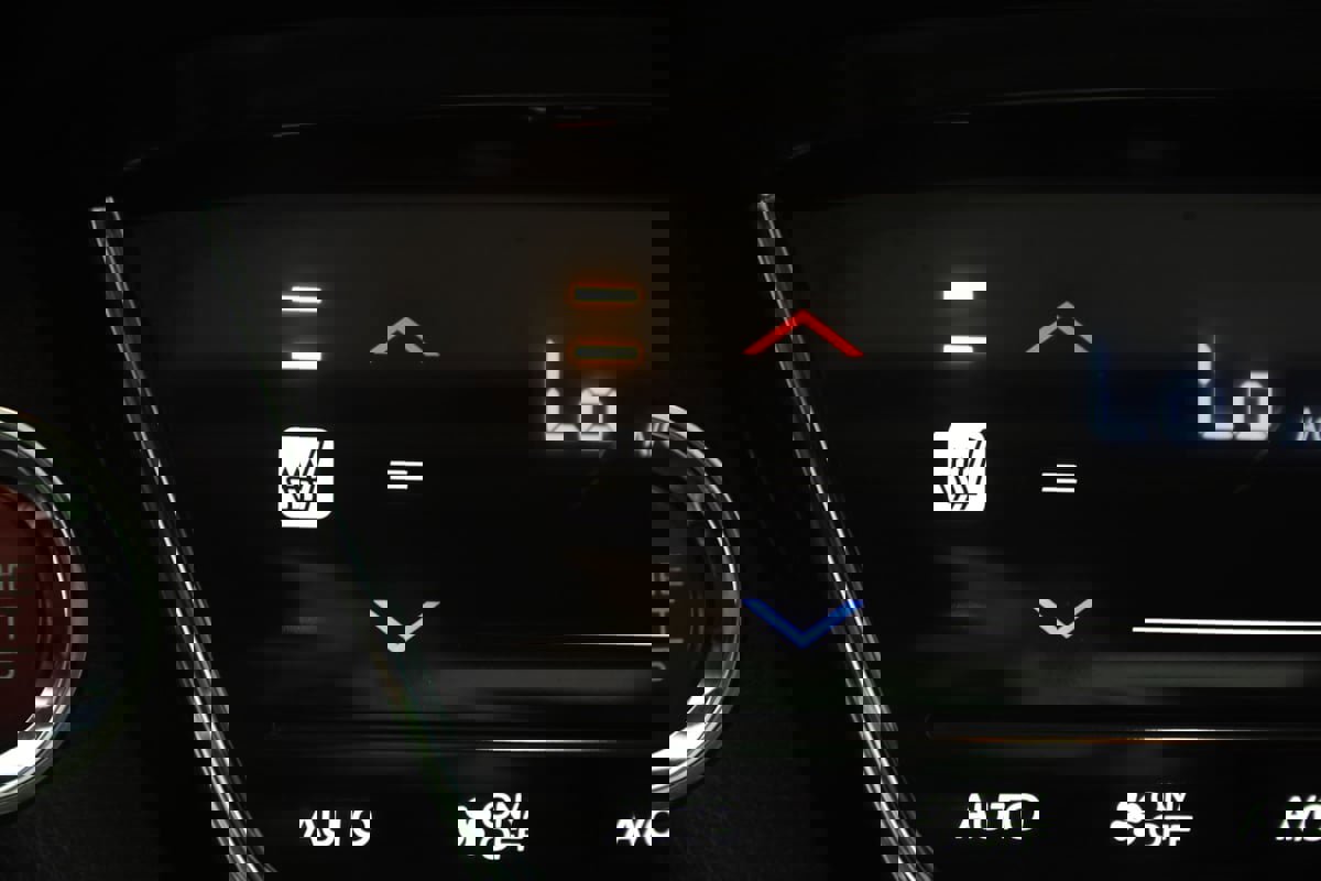 Used 2018 Honda HR-V EX image 8