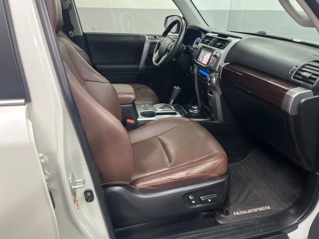 Used 2016 Toyota 4Runner Limited AWD/4WD image 30