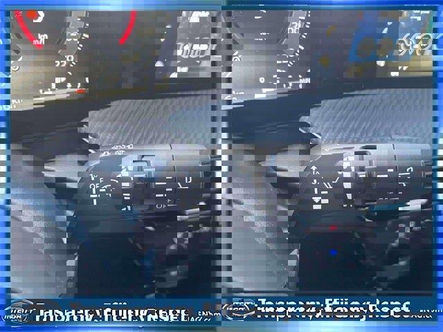 Certified 2025 Nissan Kicks SR image 24