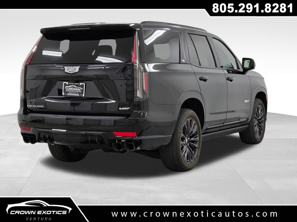 Used 2024 Cadillac Escalade V w/ LPO, ONYX Package AWD/4WD image 9