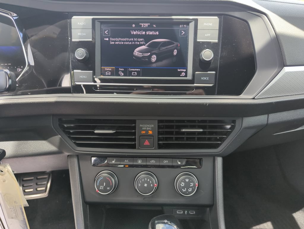 Used 2024 Volkswagen Jetta Sport FWD image 35