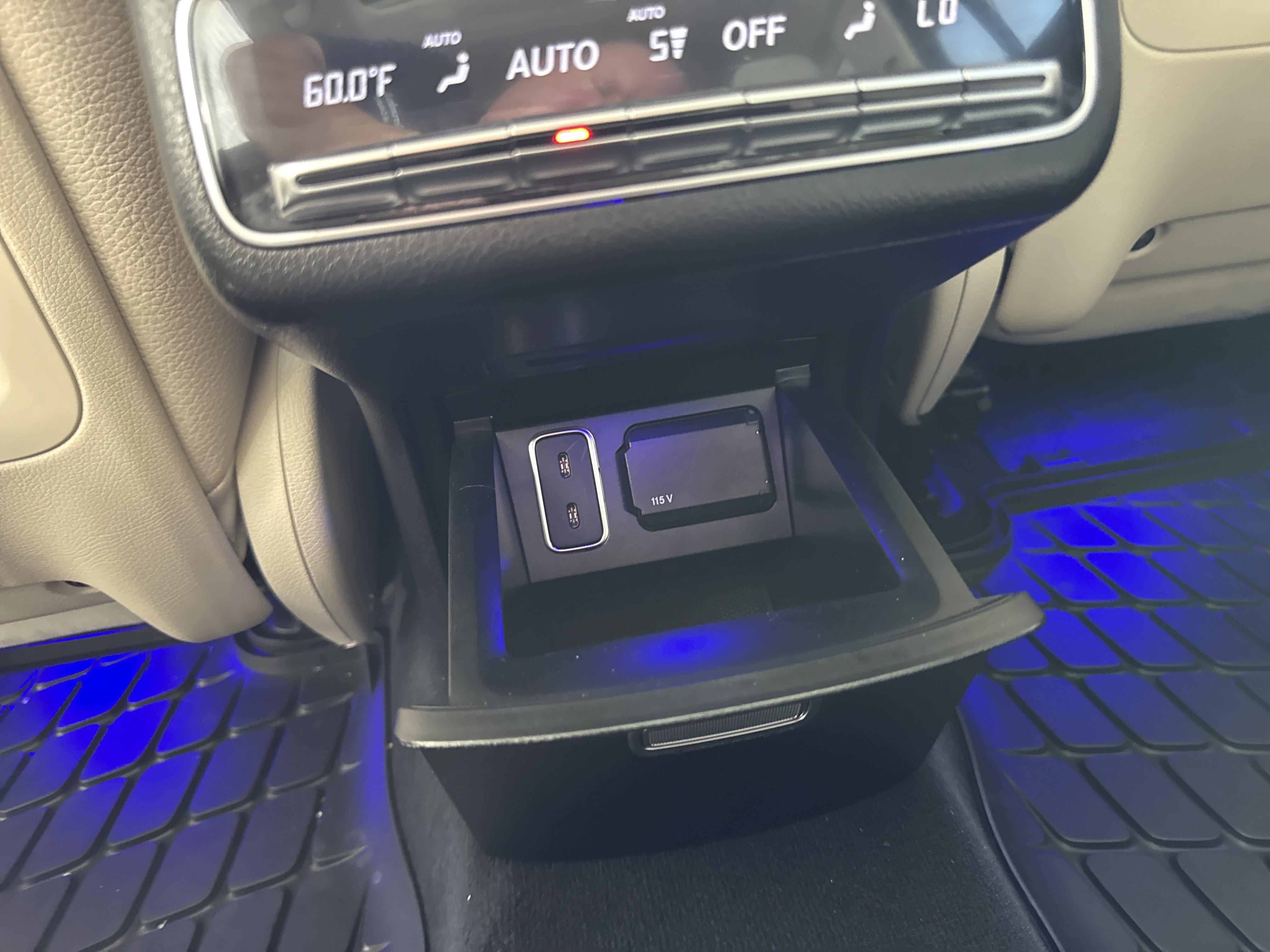 Certified 2022 Mercedes-Benz GLS 450 4MATIC image 11