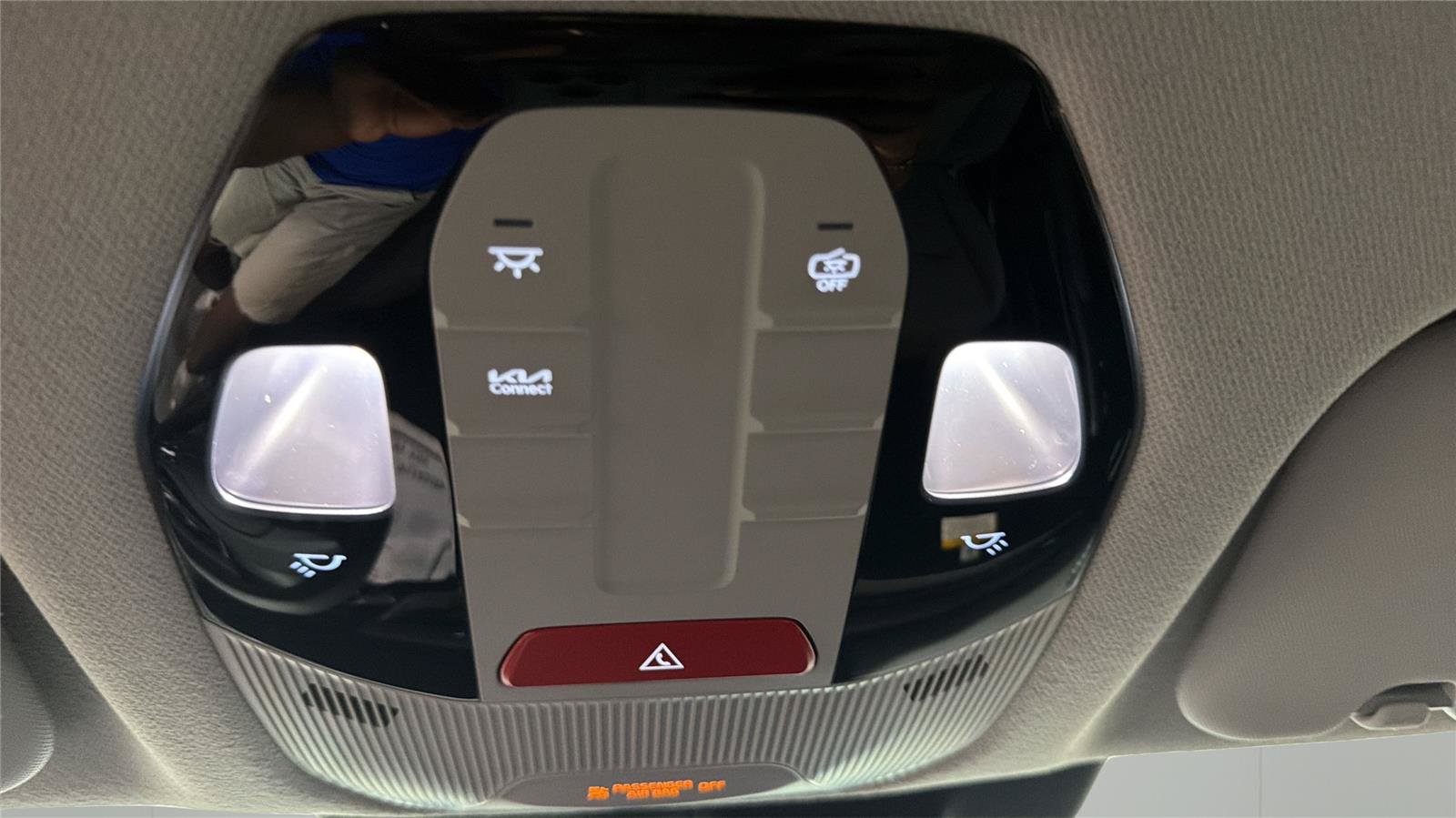 New 2026 Kia K4 FWD image 21