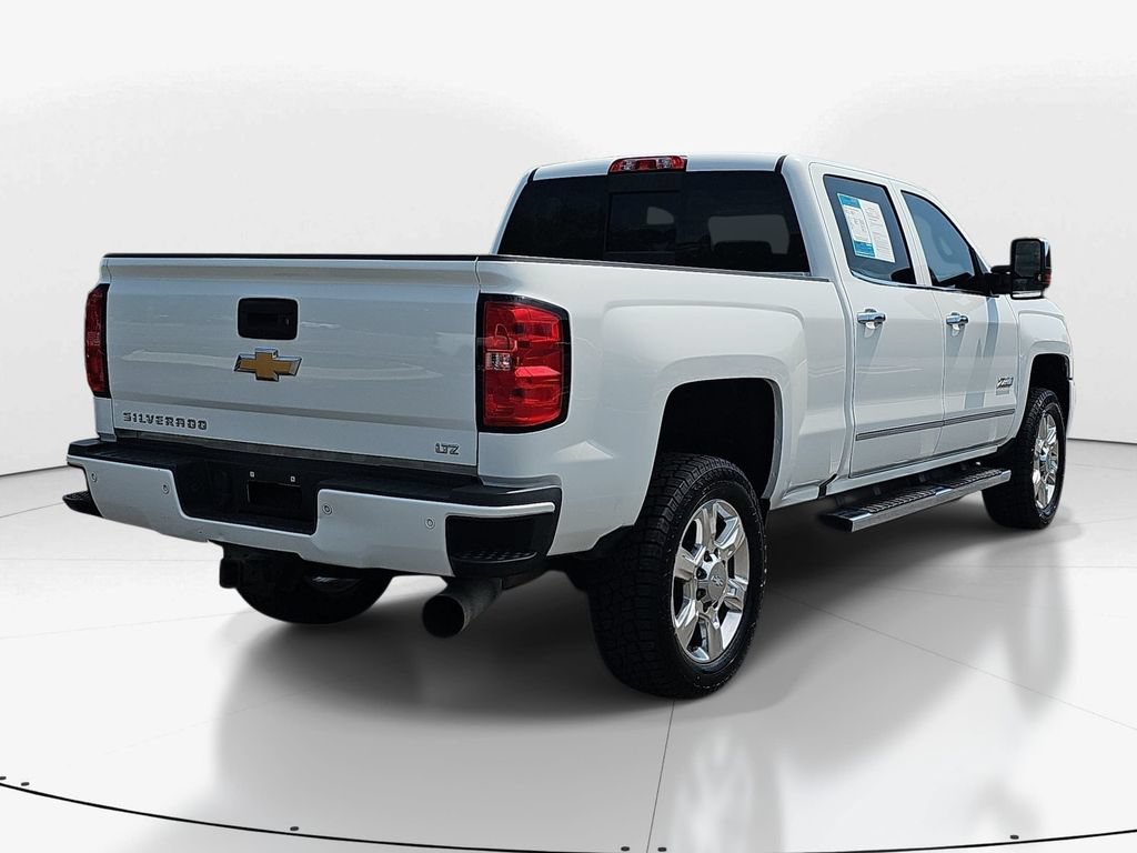 Used 2018 Chevrolet Silverado 2500 LTZ w/ Duramax Plus Package AWD/4WD image 6