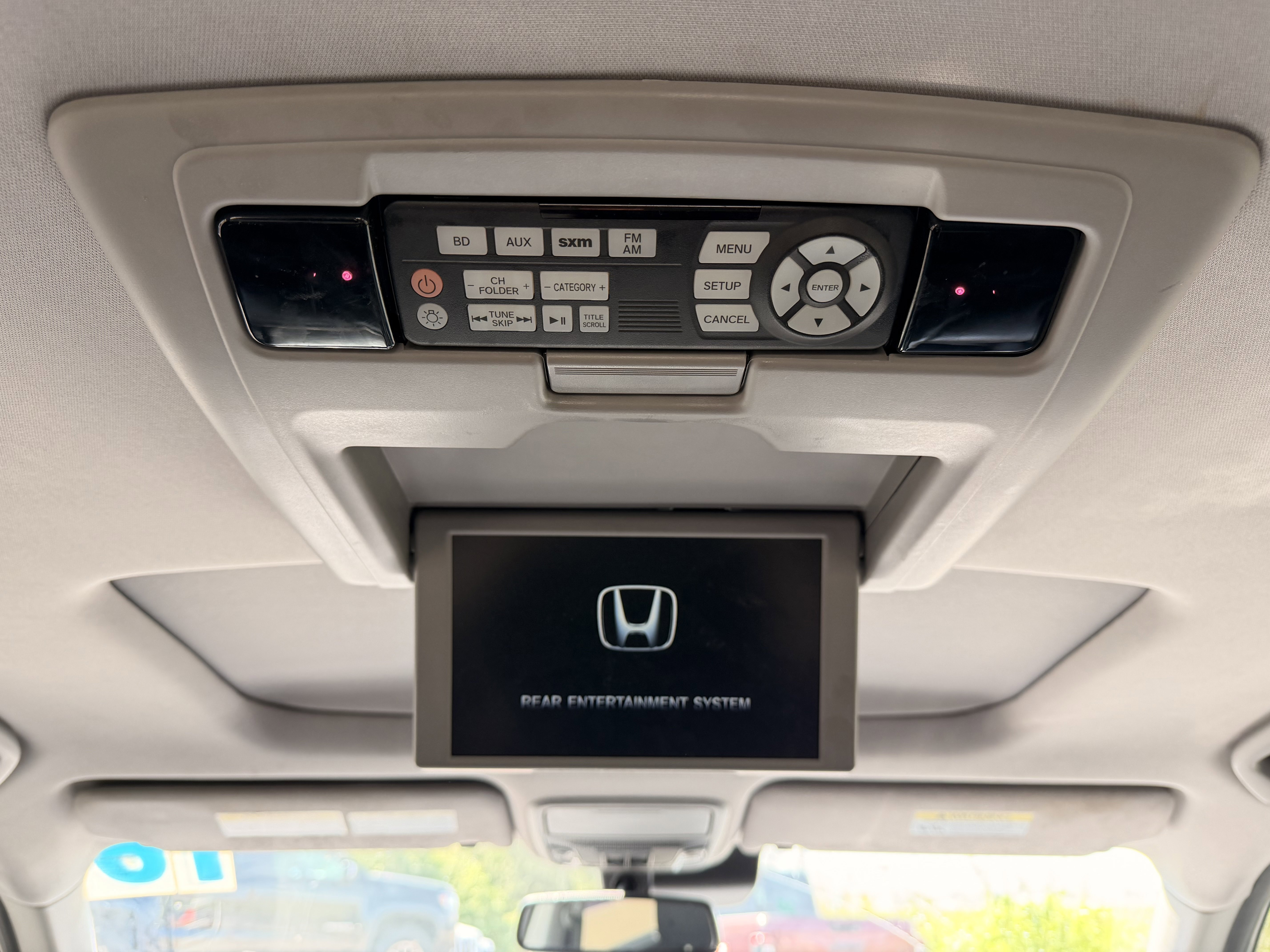 Used 2016 Honda Pilot Elite image 22