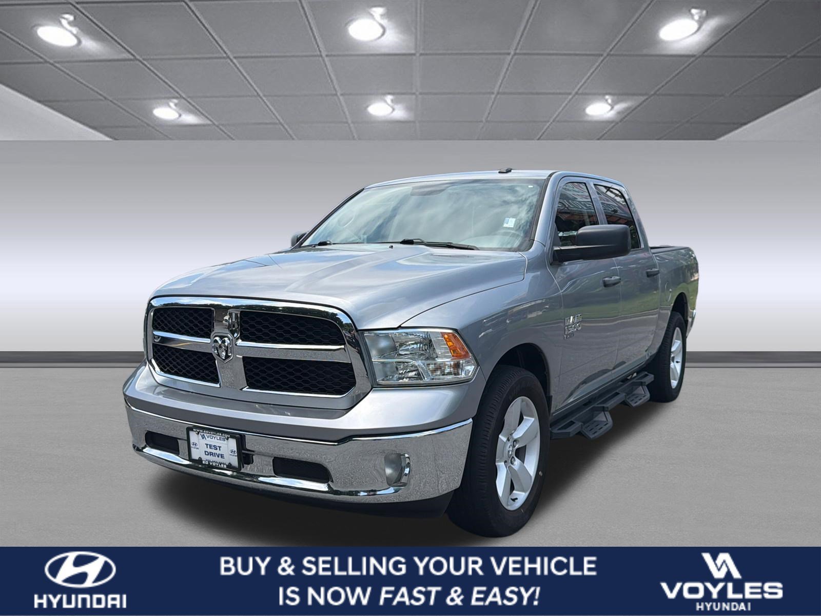 Used 2020 RAM 1500 Tradesman w/ Tradesman SXT Package RWD image 1