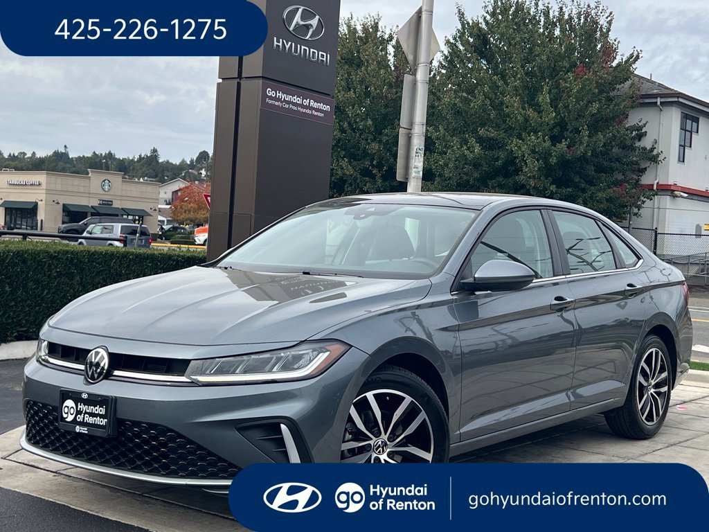 Used 2025 Volkswagen Jetta SE