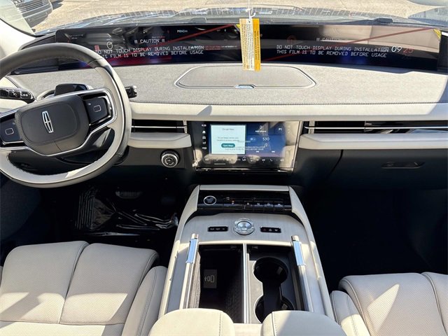 New 2025 Lincoln Navigator Reserve image 16