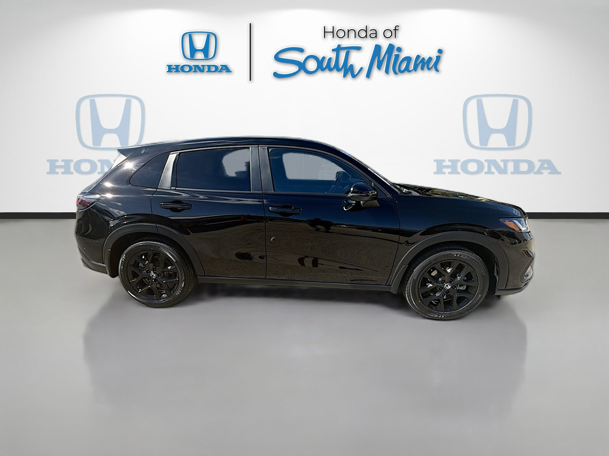 Used 2024 Honda HR-V Sport image 8