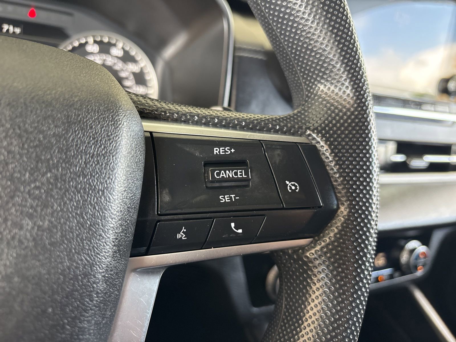 Used 2022 Mitsubishi Outlander ES AWD/4WD image 26