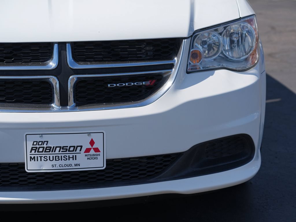 Used 2018 Dodge Grand Caravan SE w/ UConnect Hands-Free Group FWD image 9