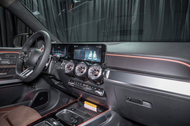 New 2026 Mercedes-Benz GLB 35 AMG 4MATIC image 15