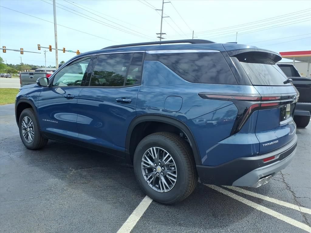 New 2026 Chevrolet Traverse LT FWD image 5