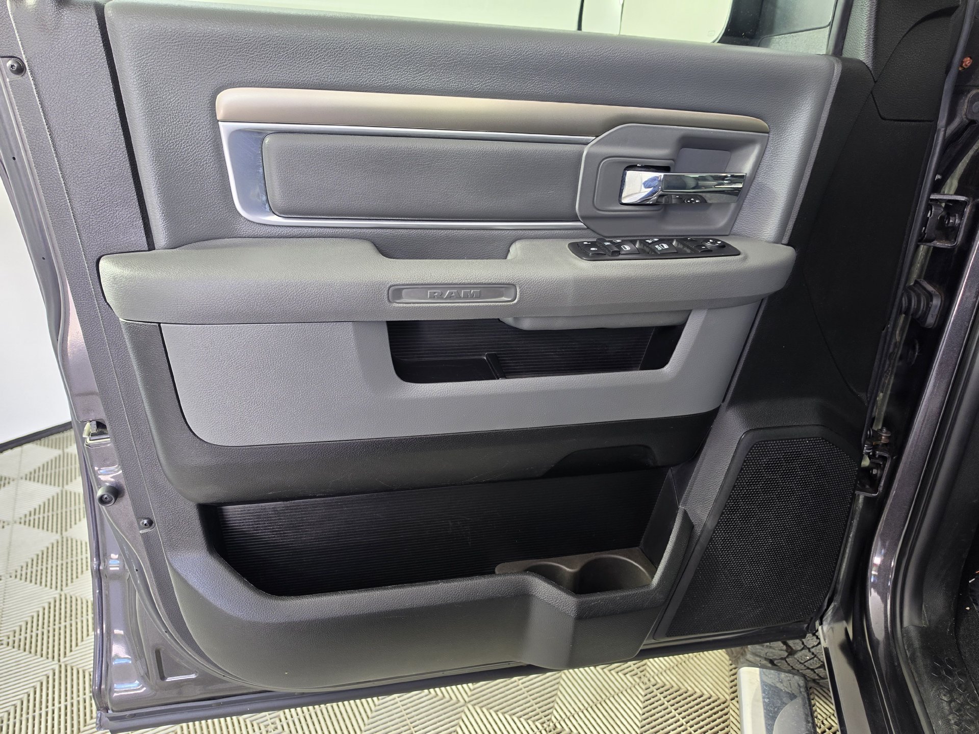 Used 2018 RAM 2500 Big Horn AWD/4WD image 10
