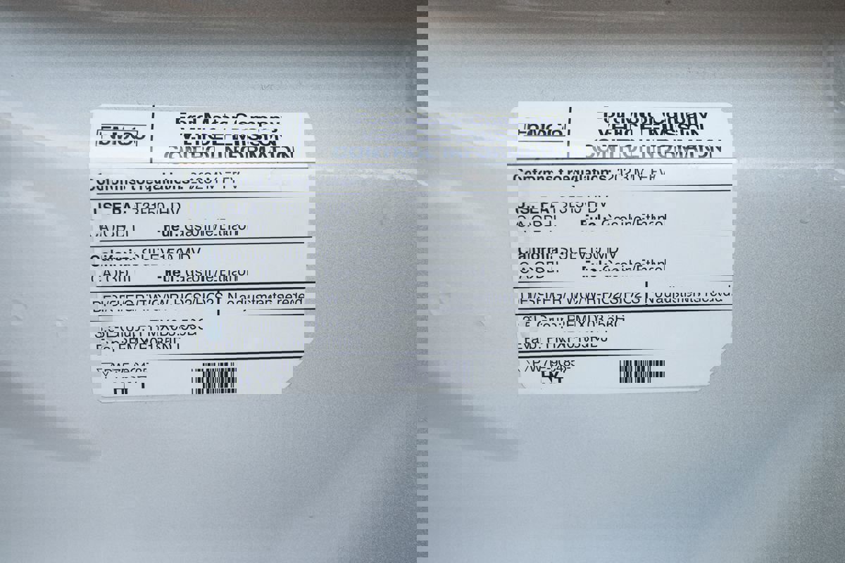 Used 2023 Ford Transit 250 T-250 RWD Low Roof w/ Exterior Upgrade Package image 13