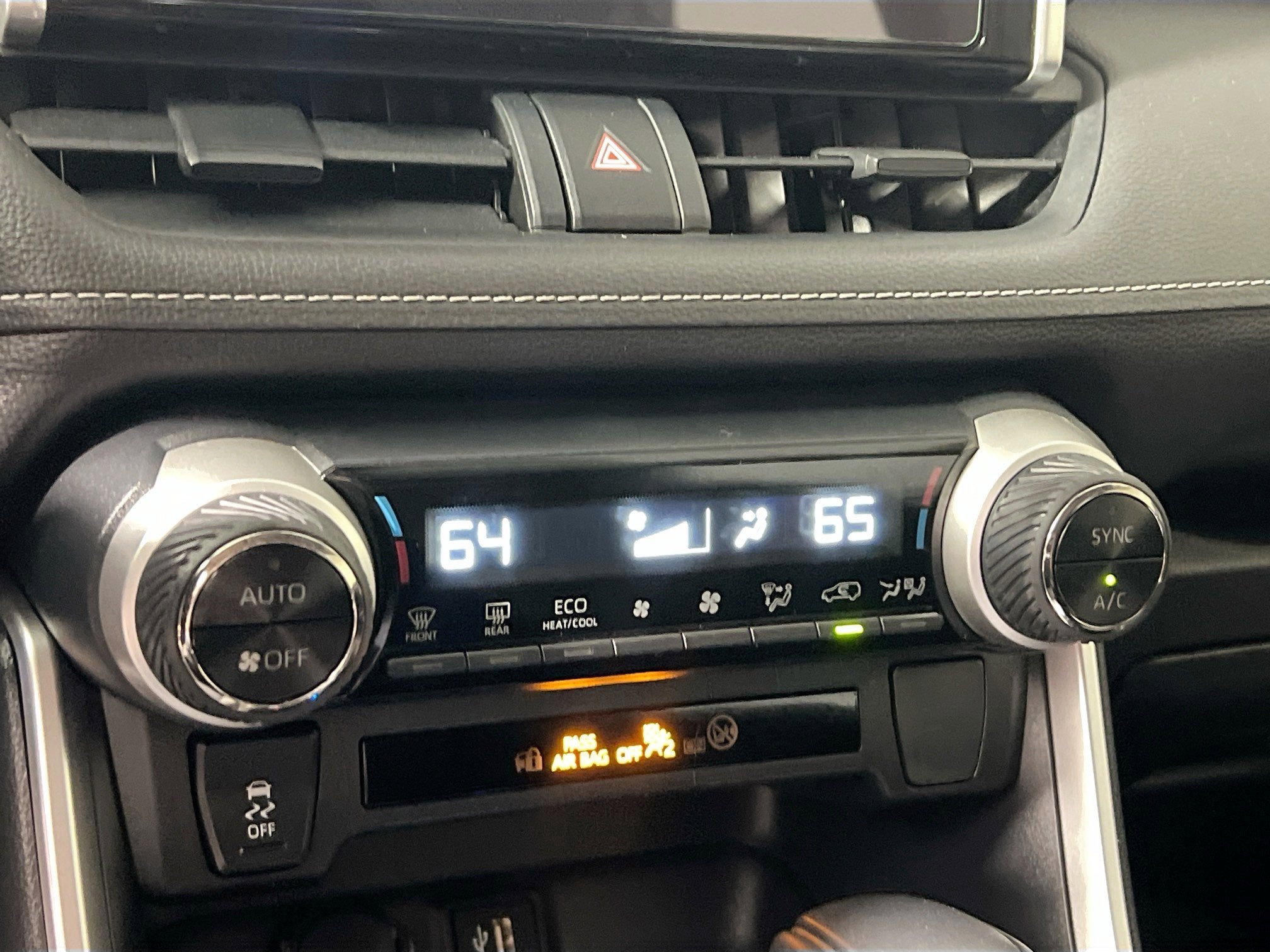 Used 2024 Toyota RAV4 LE image 26