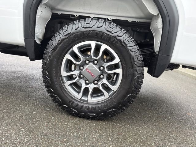 Used 2024 GMC Sierra 3500 SLE w/ SLE Convenience Package image 12