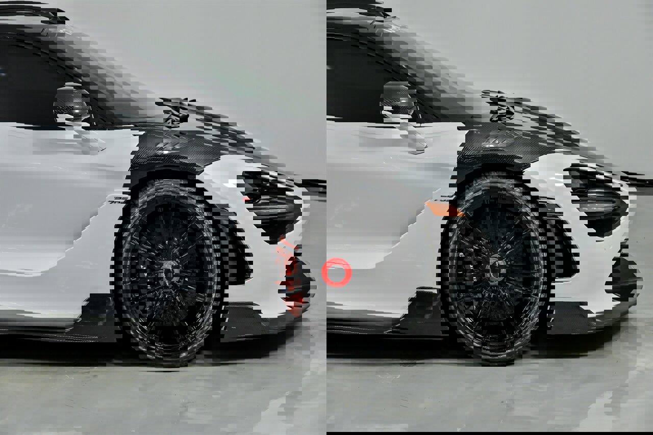 Used 2018 McLaren 720S Performance image 17