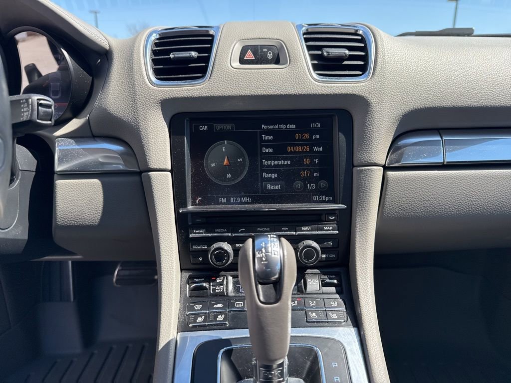 Used 2014 Porsche Cayman image 10