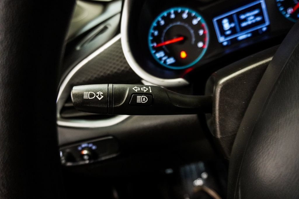 Used 2024 Chevrolet Malibu LS FWD image 17