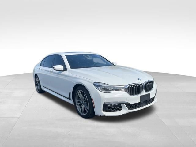 Used 2019 BMW 750i xDrive w/ M Sport Package AWD/4WD image 7