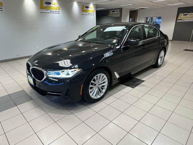 Used 2021 BMW 540i xDrive w/ Premium Package image 2