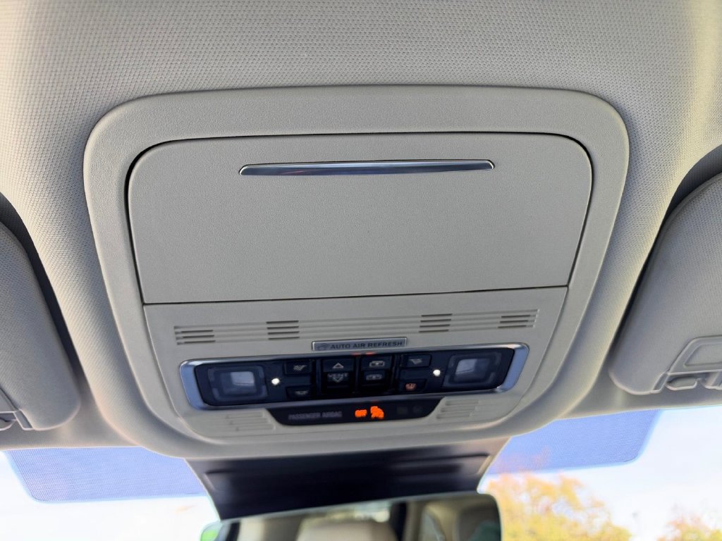 New 2026 Lincoln Nautilus Reserve w/ Jet Appearance Package AWD/4WD image 17
