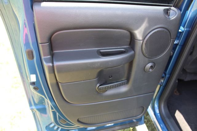 Used 2004 Dodge Ram 3500 Truck SLT w/ Trailer Tow Group image 26